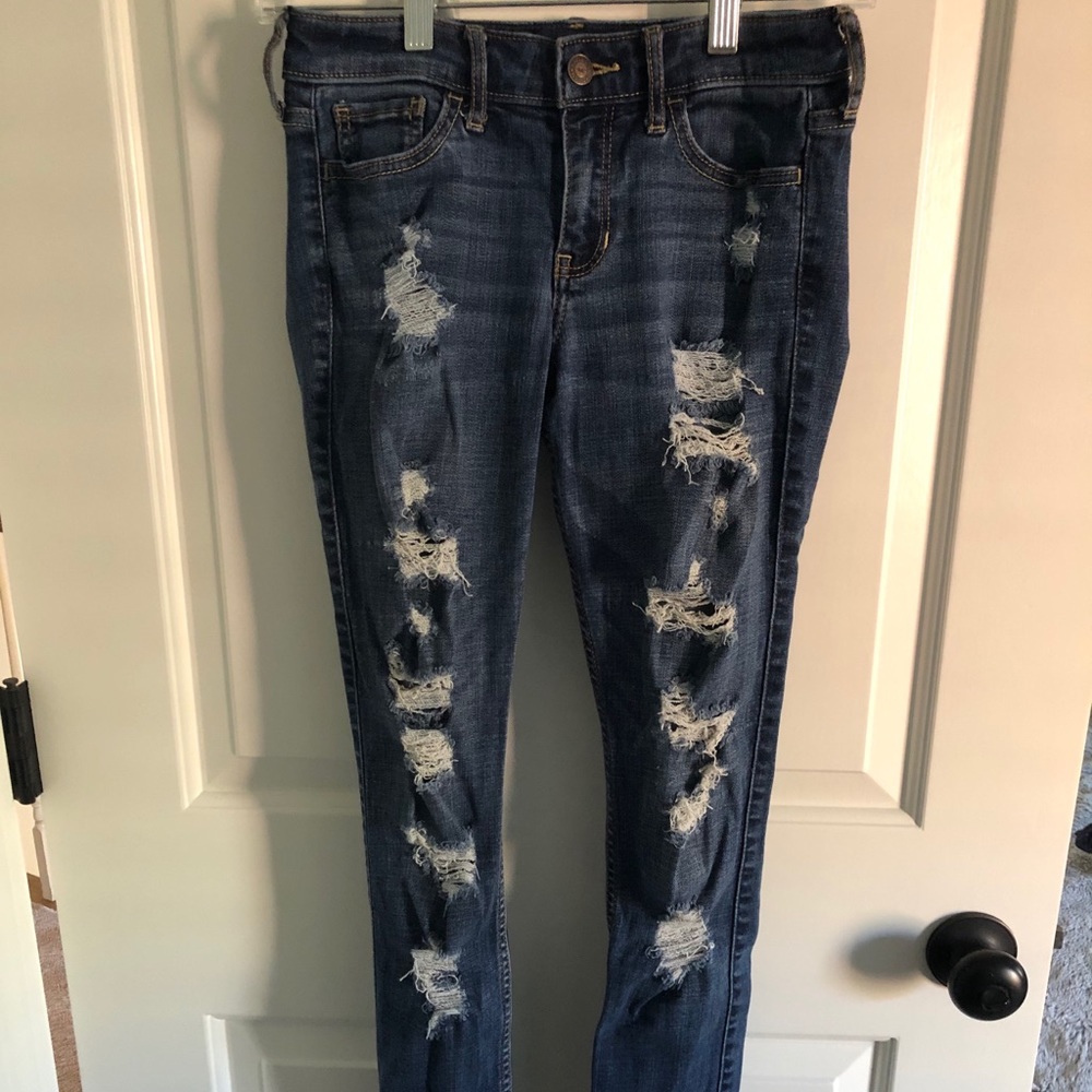 Ripped jeans (super skinny, size 1 -25w)